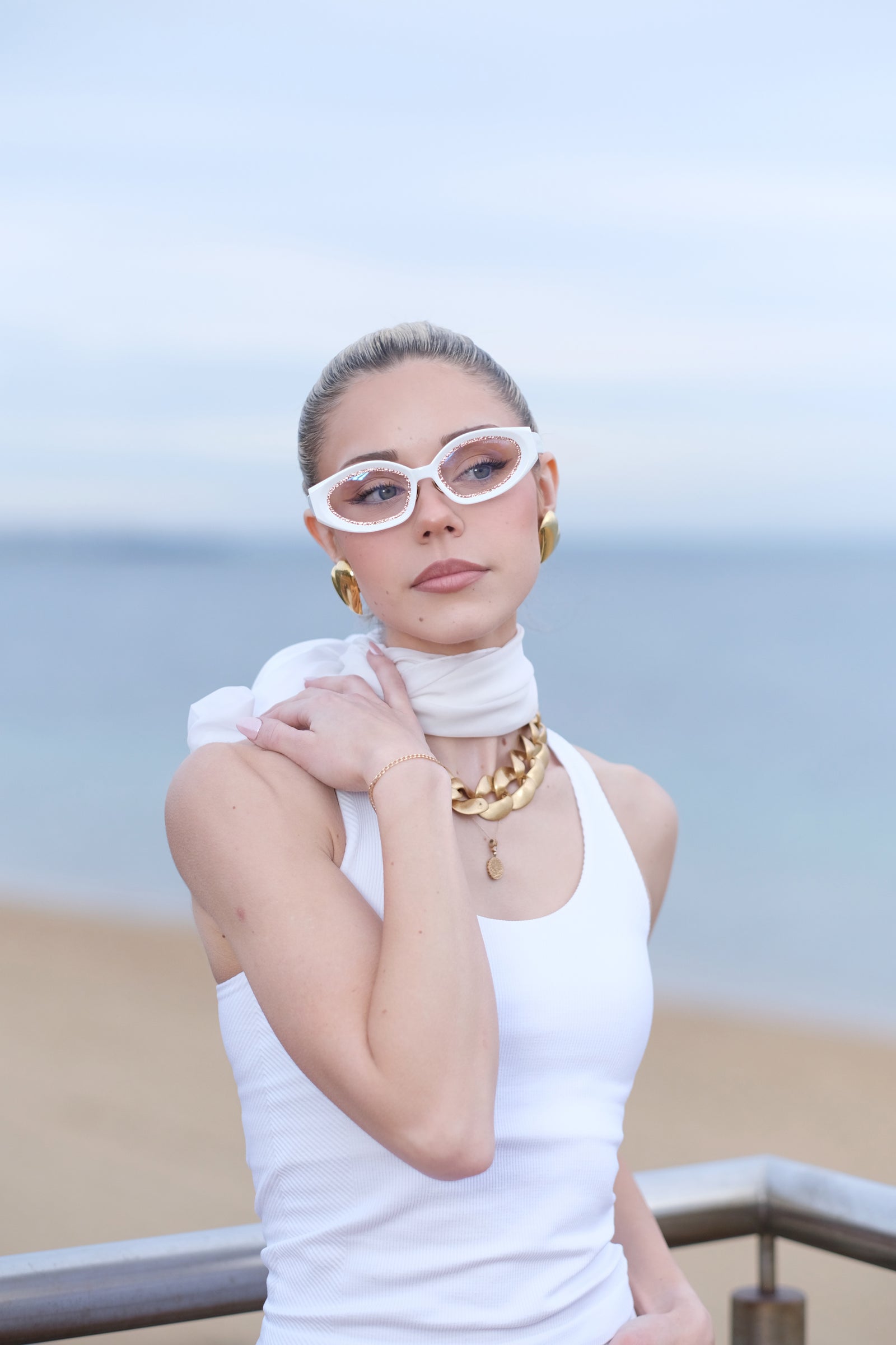 SAINT DE PARIS - HOLLYWOOD WHITE GOLD WITH CLEAR ANTI-BLUE LIGHT LENSES