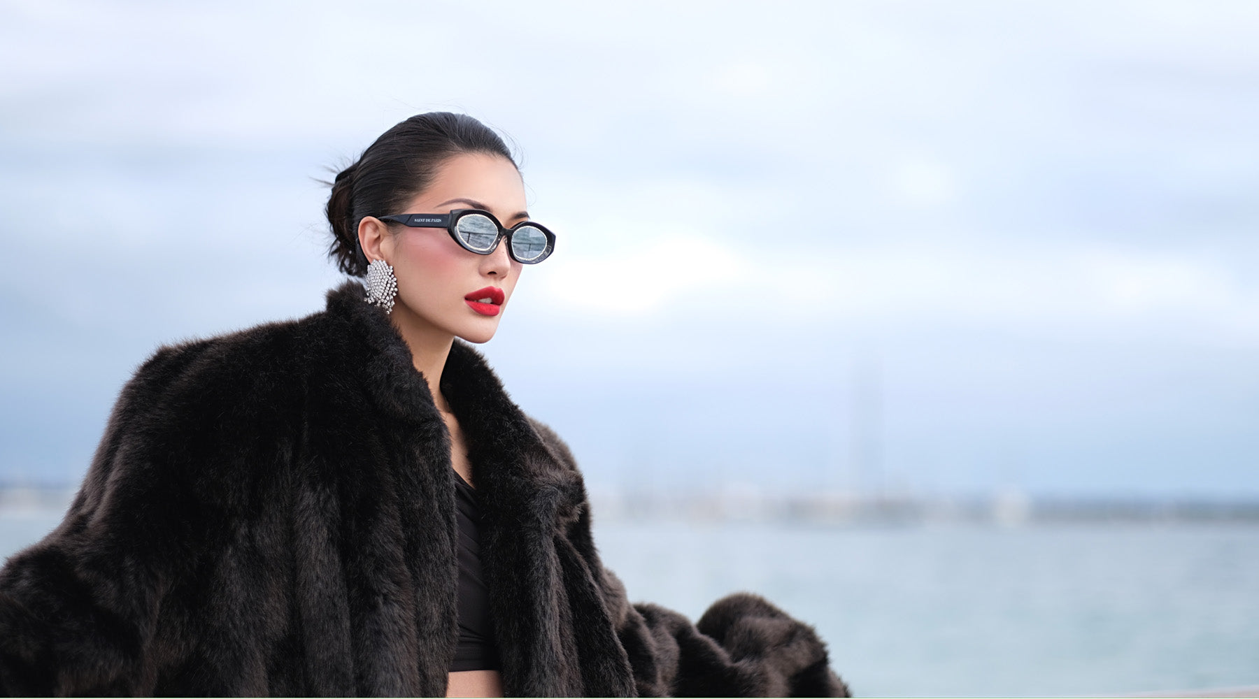 SAINT DE PARIS - HOLLYWOOD BLACK SILVER WITH SILVER MIRROR LENSES