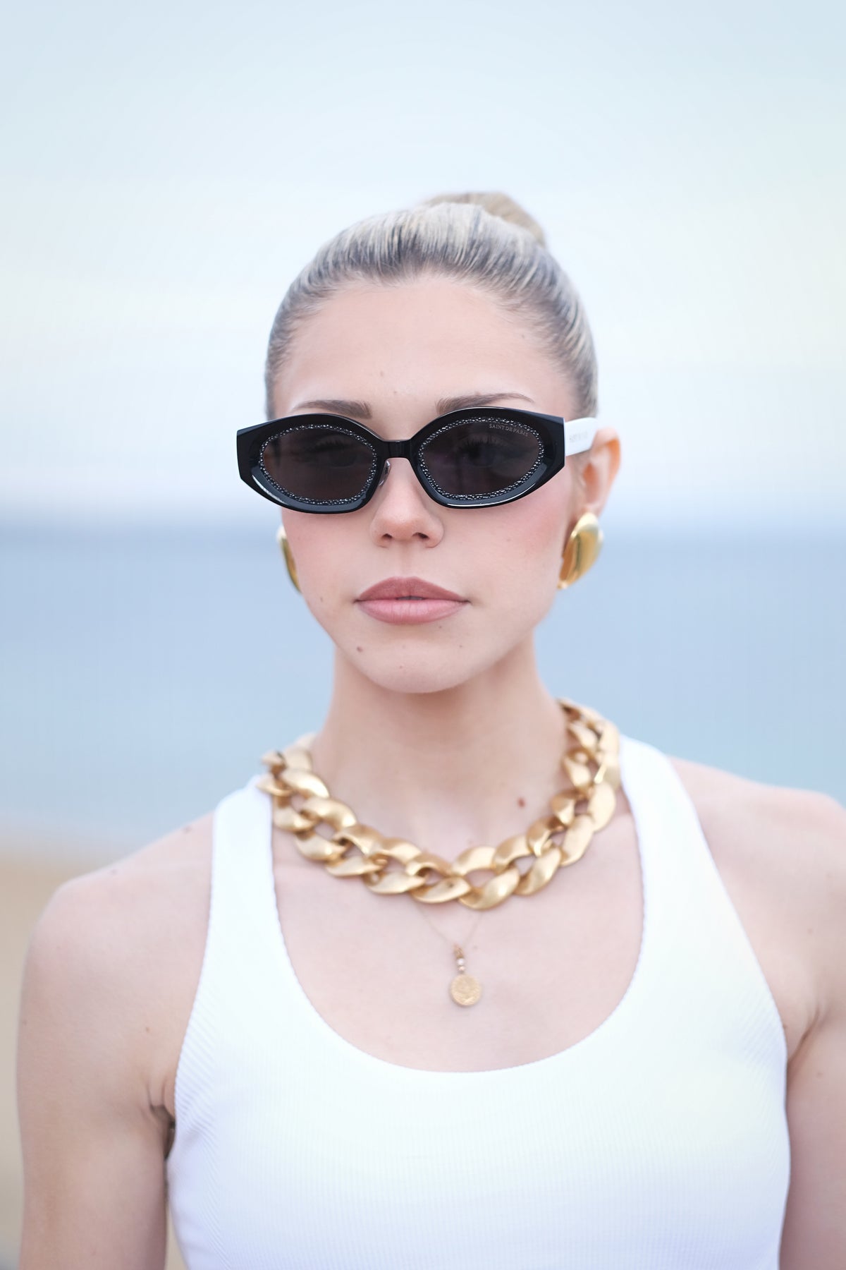 SAINT DE PARIS - HOLLYWOOD BLACK WHITE WITH DARK GREY RIMS AND GREY LENSES